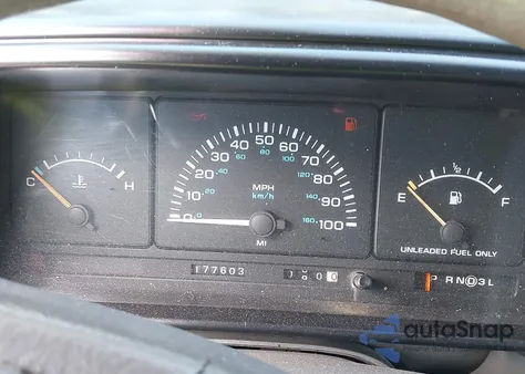 1995 Dodge Grand Caravan z USA, uszkodzony, nr VIN 1B4GH2433SX513192